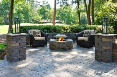 Add a Fire Pit to Your Outdoor Living Space!